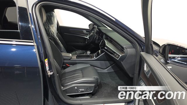 Audi A6 2025 — photo 16