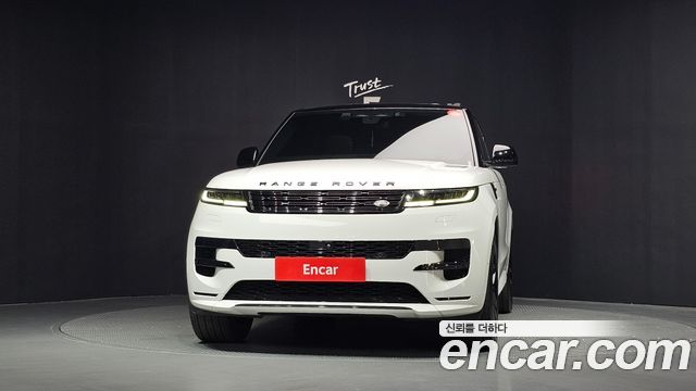 Land Rover Range Rover Sport 2023 — photo 3