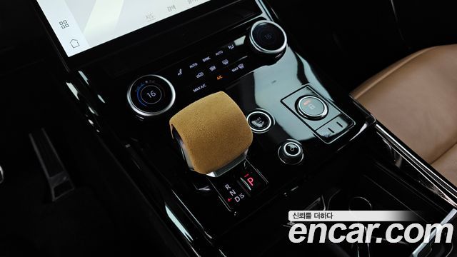 Land Rover Range Rover Sport 2023 — photo 9