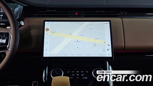 Land Rover Range Rover Sport 2023 — photo 14