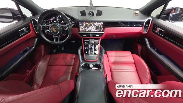 Porsche Cayenne 2020 — photo 7