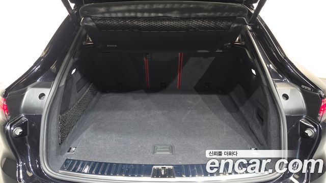 Porsche Cayenne 2020 — photo 17