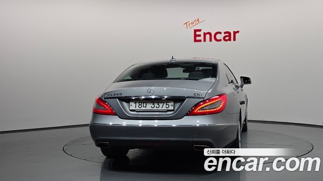Mercedes-Benz CLS-Class 2014 — photo 4