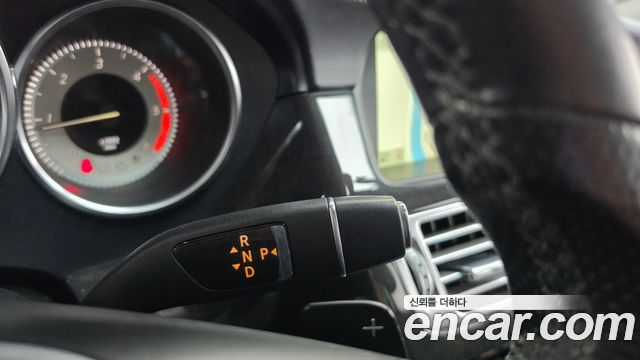 Mercedes-Benz CLS-Class 2014 — photo 9