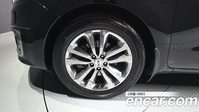 Kia Canival 2018 — photo 5