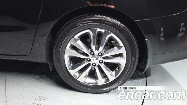 Kia Canival 2018 — photo 7