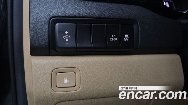 Kia Canival 2016 — photo 14