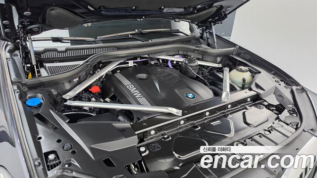 BMW X5 2026 — photo 6