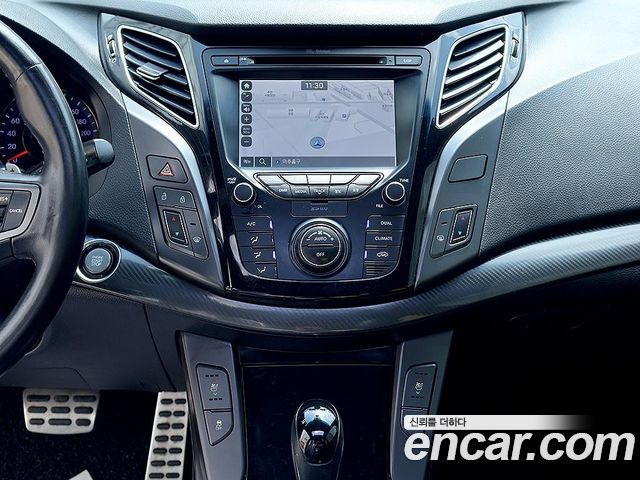 Hyundai i40 2016 — photo 9
