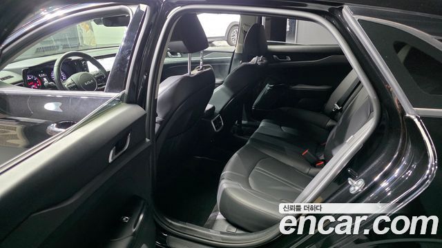 Kia K5 2023 — photo 26