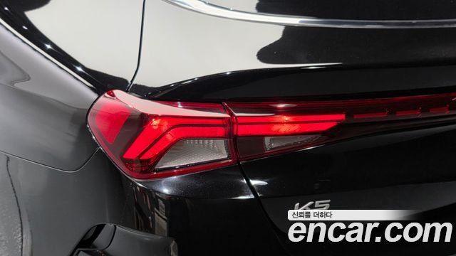 Kia K5 2023 — photo 9