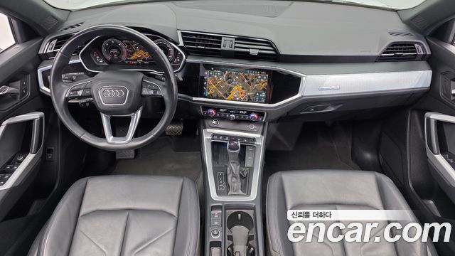 Audi Q3 2022 — photo 7
