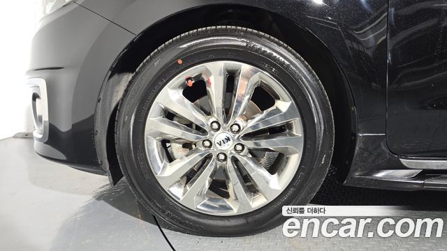 Kia Canival 2018 — photo 5