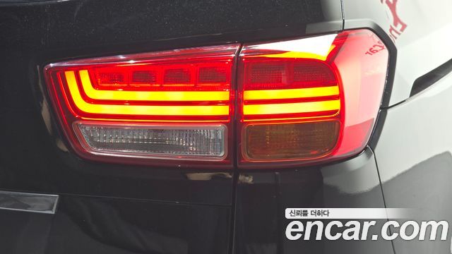 Kia Canival 2018 — photo 9