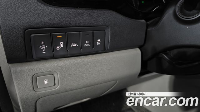 Kia Canival 2018 — photo 29