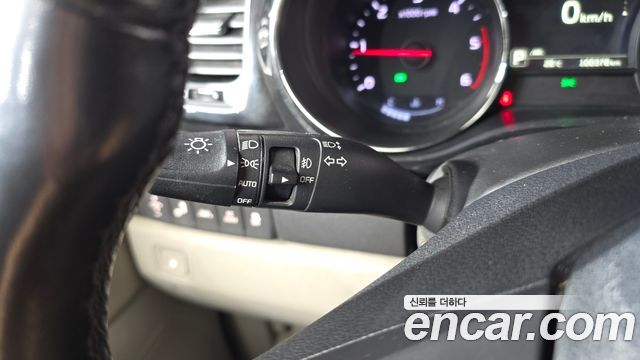 Kia Canival 2018 — photo 30
