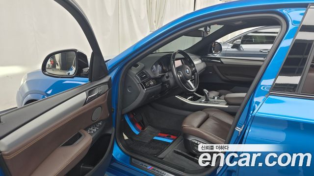 BMW X4 2016 — photo 10