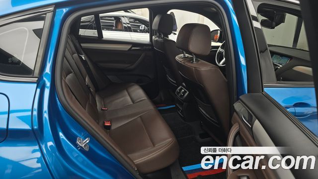 BMW X4 2016 — photo 11