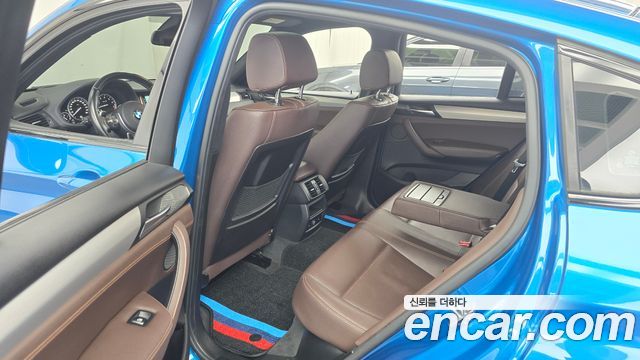 BMW X4 2016 — photo 12