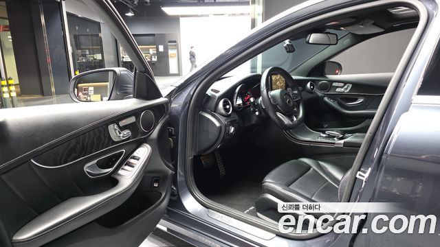 Mercedes-Benz C-Class 2015 — photo 10