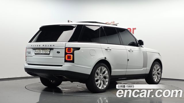 Land Rover Range Rover 2018 — photo 2