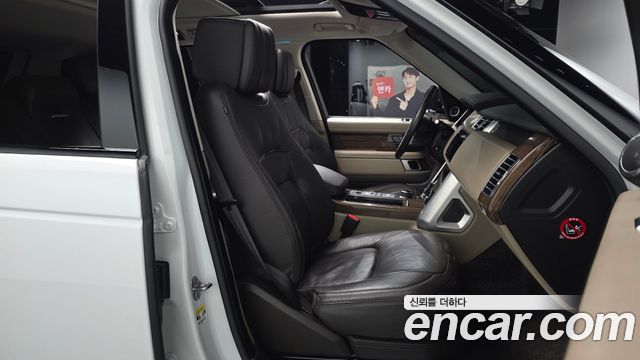 Land Rover Range Rover 2018 — photo 17