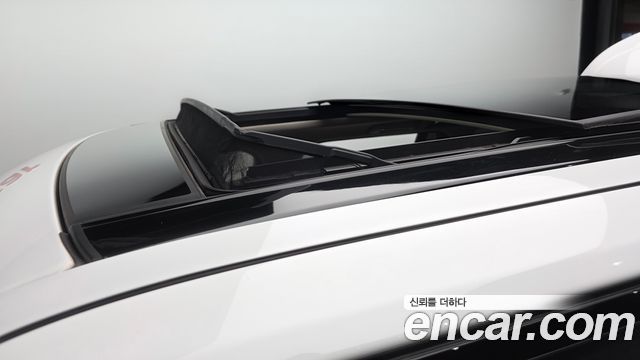Land Rover Range Rover 2018 — photo 32