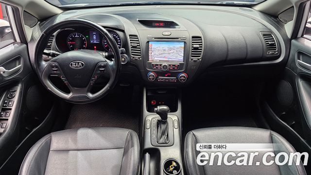Kia K3 2013 — photo 10