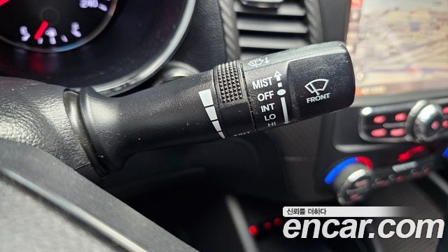 Kia K3 2013 — photo 25
