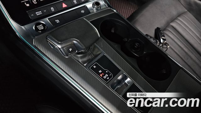 Audi A6 2021 — photo 12