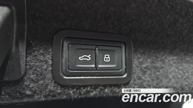 Audi A6 2021 — photo 33