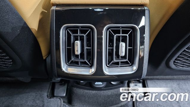 Kia Sorento 2022 — photo 31