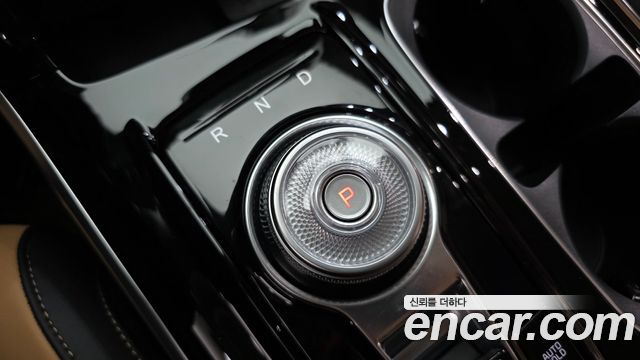 Kia Canival 2023 — photo 12