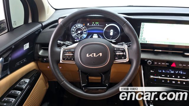 Kia Canival 2023 — photo 19