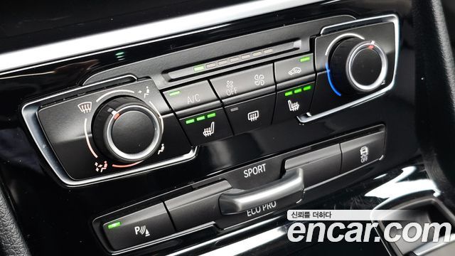 BMW 2-Series 2018 — photo 18
