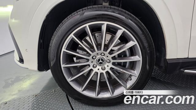 Mercedes-Benz GLE-Class 2024 — photo 5