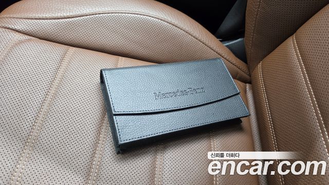 Mercedes-Benz GLE-Class 2024 — photo 21