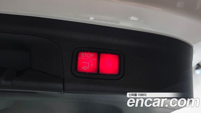 Mercedes-Benz GLE-Class 2024 — photo 26