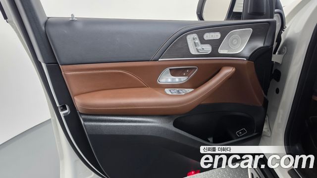 Mercedes-Benz GLE-Class 2024 — photo 14