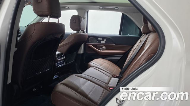 Mercedes-Benz GLE-Class 2024 — photo 29
