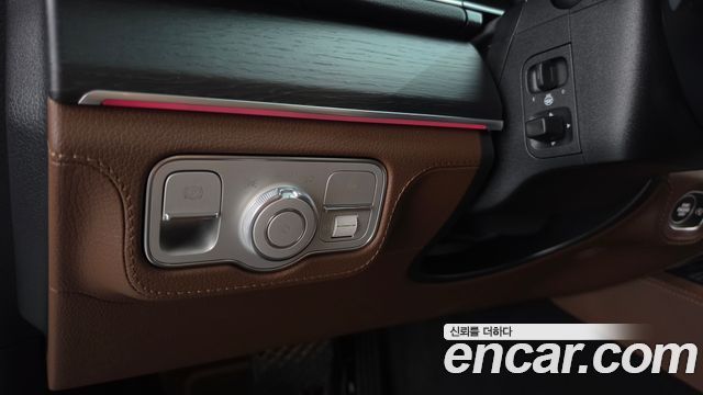 Mercedes-Benz GLE-Class 2024 — photo 35