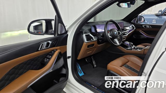 BMW X5M 2024 — photo 13