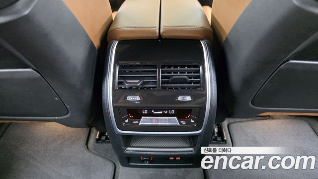 BMW X5M 2024 — photo 24