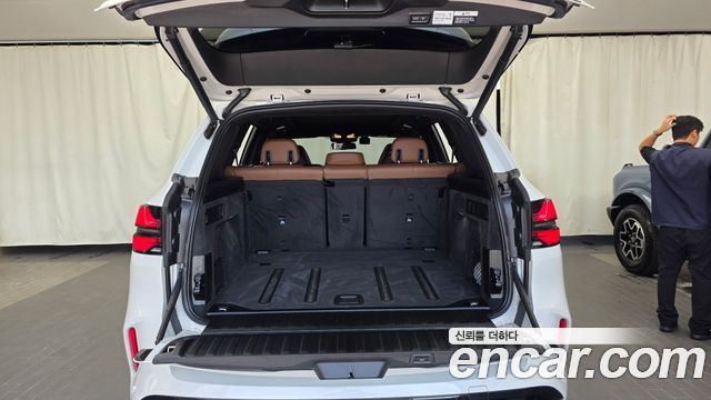 BMW X5M 2024 — photo 26