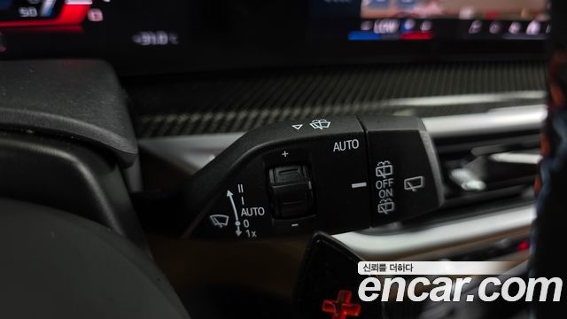 BMW X5M 2024 — photo 27