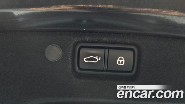 Kia K7 2020 — photo 30