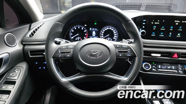 Hyundai Sonata 2020 — photo 13