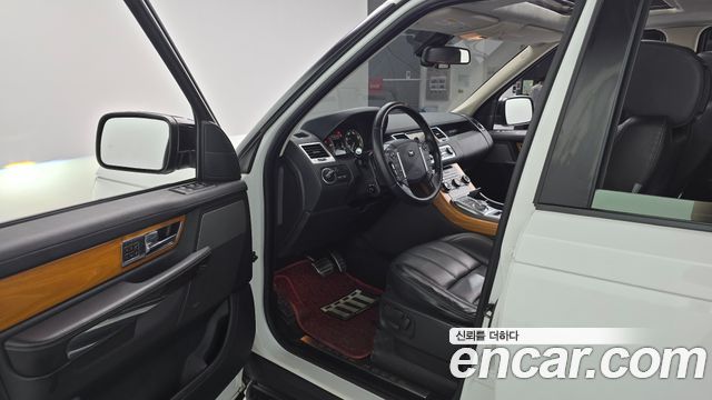 Land Rover Range Rover Sport 2013 — photo 10