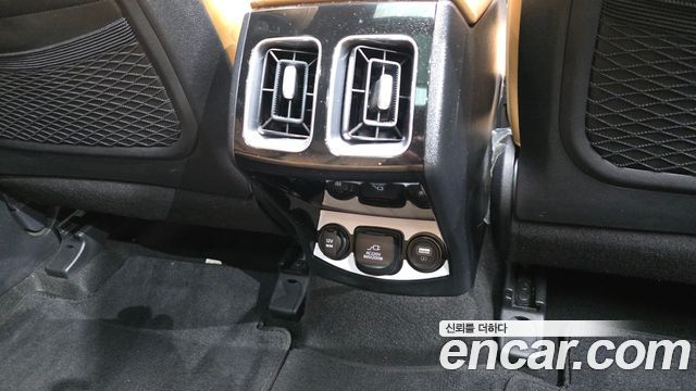 Kia Sorento 2023 — photo 35