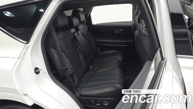 Genesis GV80 2022 — photo 17